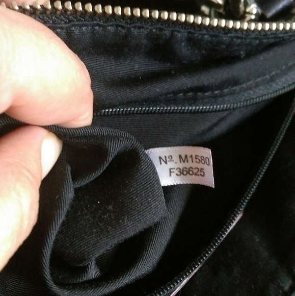 Authentic Coach small Kelsey satchel purse - Picture 4 of 4